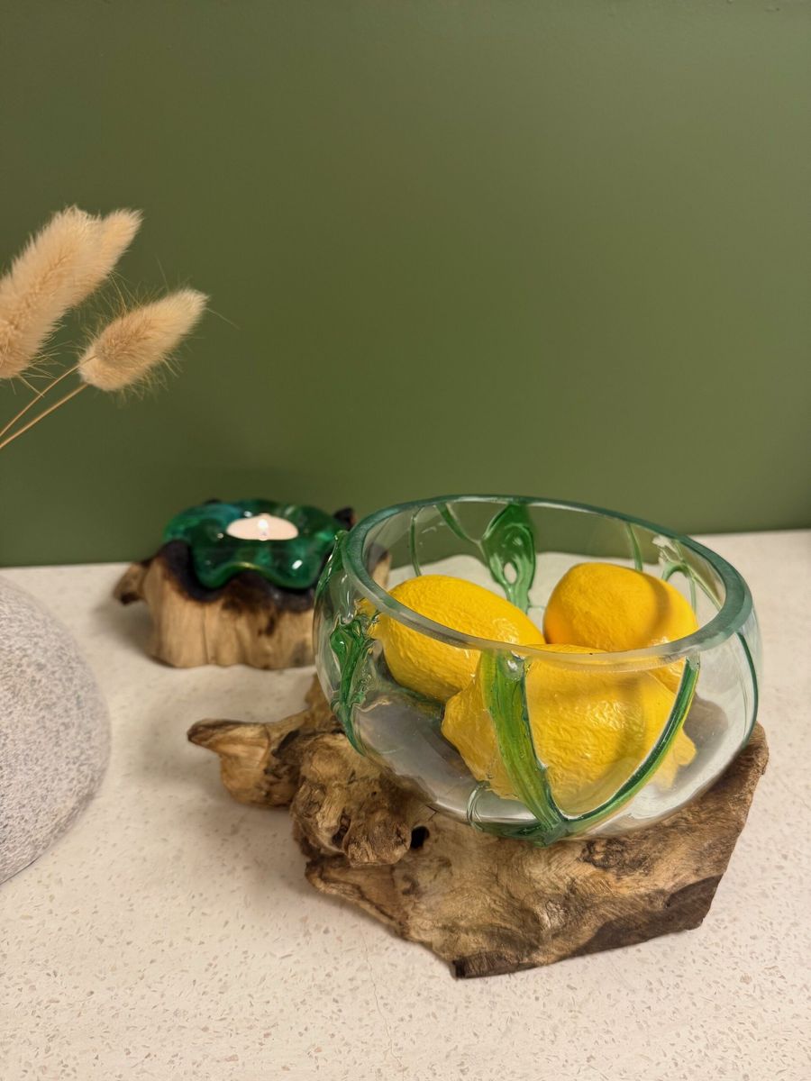 Glasskål på trädrot 15 cm grønt glass 