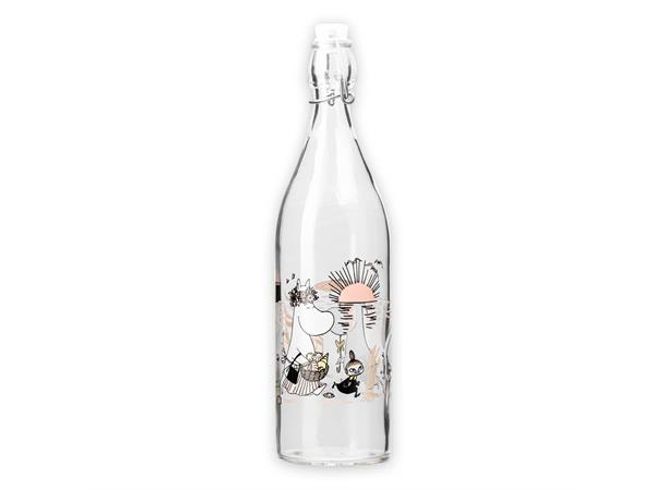 Hovedbilde Mummi Glassflaske - På Stranden, 1 liter