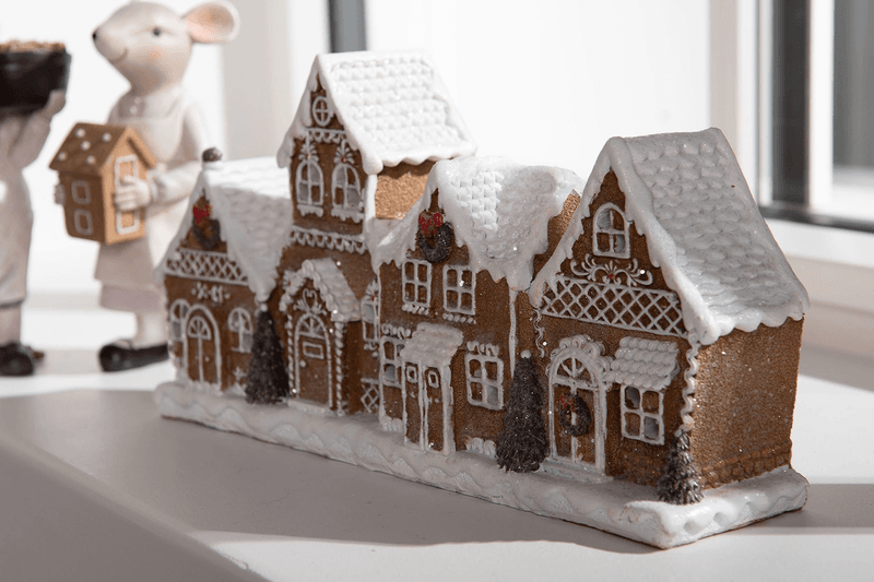 Pepperkakehus med LED lys, 25x7x13 cm, poly